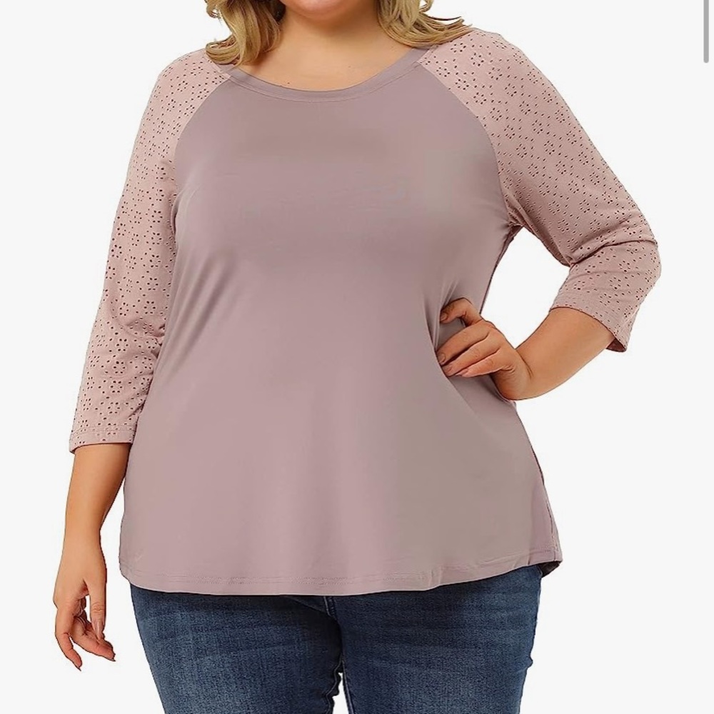 2x, NWT